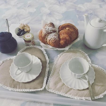 Arche Bed and Breakfast Salerno Værelse billede